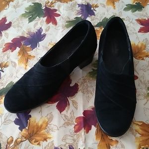 Clark's Bendables Suede Bootie